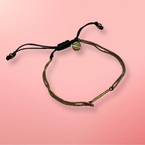 ⚡️5 for $25⚡️ Dainty gold Lia Sophia bracelet